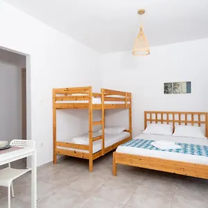 επισκεφθείτε το ξενοδοχείο