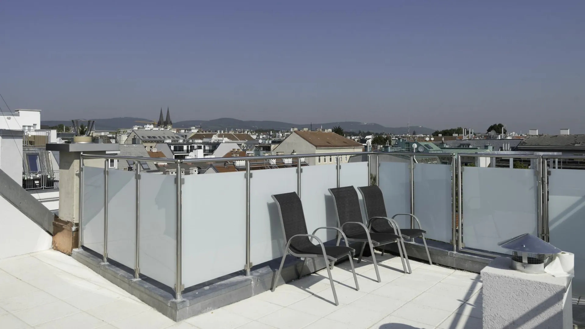 Vienna Top Apartment 0*,